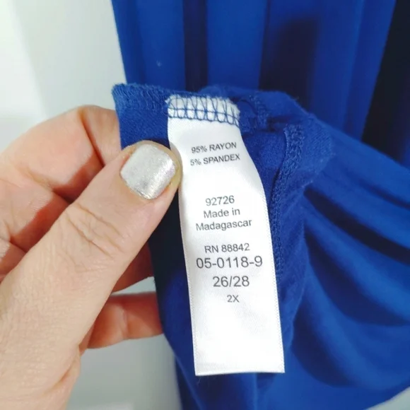 2X Roaman's Maxi Dress 26/28 Beautiful Flowy Sharkbite Hem Blue Soft Comy Long - Picture 6 of 10